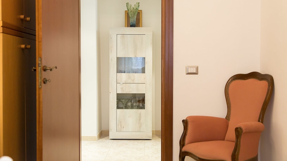 Rental In Rome Colosseum Apartment