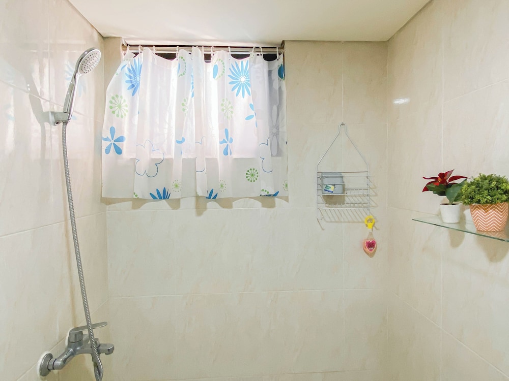 Monochrome 2Br Near Dian Harapan School At Apartment Meikarta
