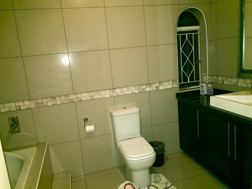 EMMY Guesthouse