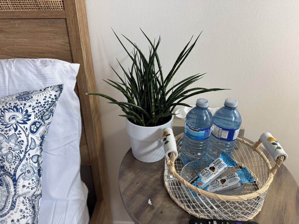 Sunrise BnB with Free Parking