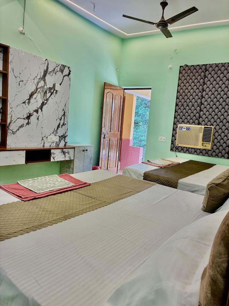 Atharv hotel