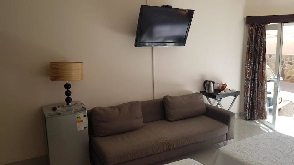 Photo 37