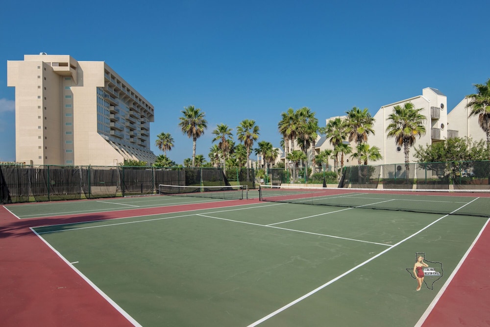 Bahia Mar-Solare Beachfront & Two Pools