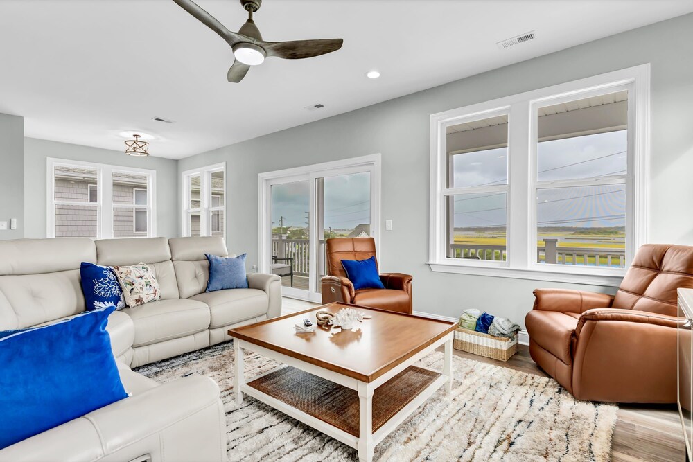 Walk to Beach Pool Ocean View Parking Bunk Beds