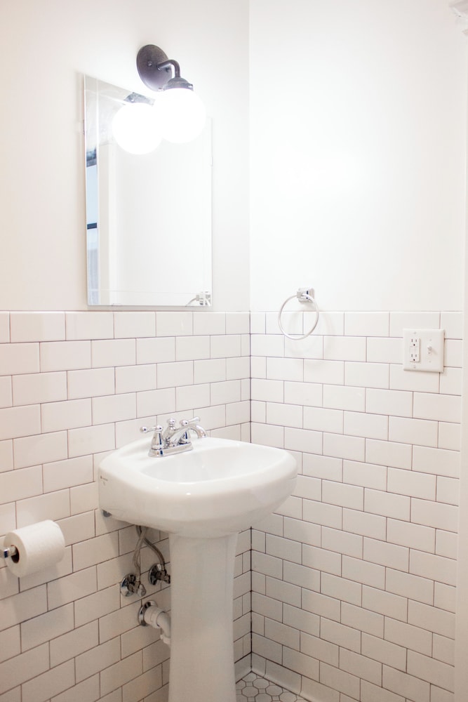 11th Avenue Hostel