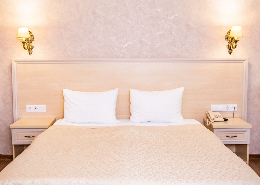 Hotel Liberty Fly