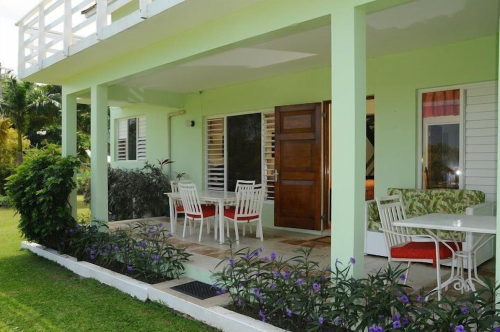 Miramar Villa