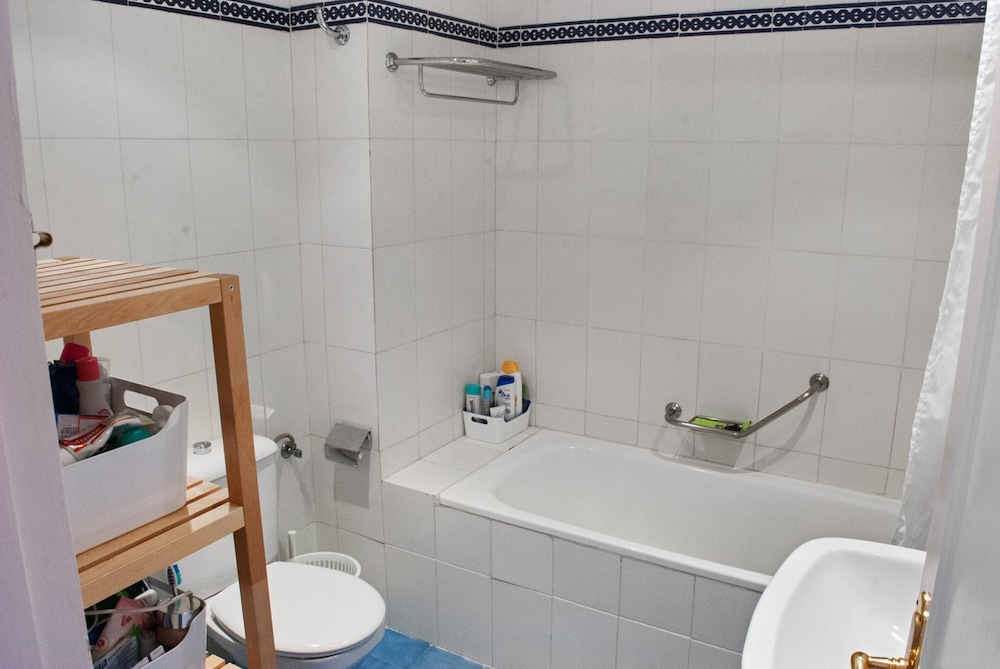 Apartment - 2 Bedrooms with Pool and WiFi - 107349 view 4