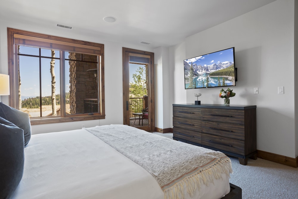 Shooting Star Lodge at Deer Valley Resort - Two Bedroom Residence #103 2 Condo