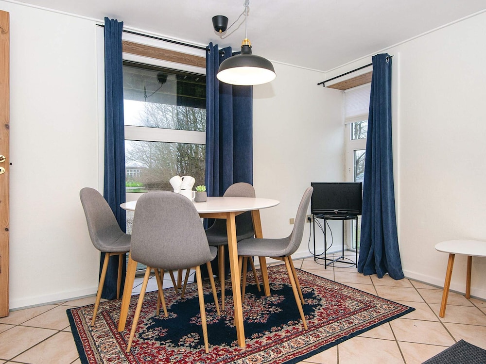 2 Person Holiday Home in Hojer