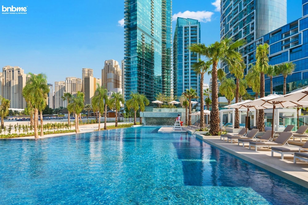 Private Beach in a Bnbme Designer Apartment
