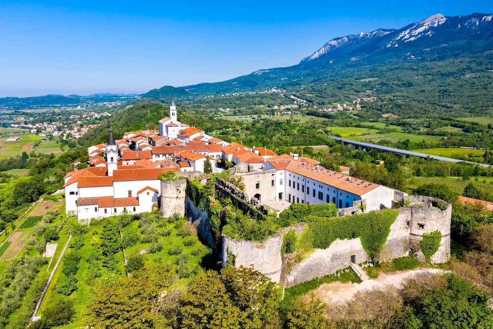 Vipava River Retreat