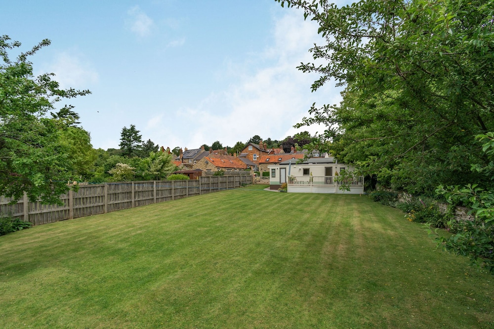 Upstairs Downstairs Cottage view 3