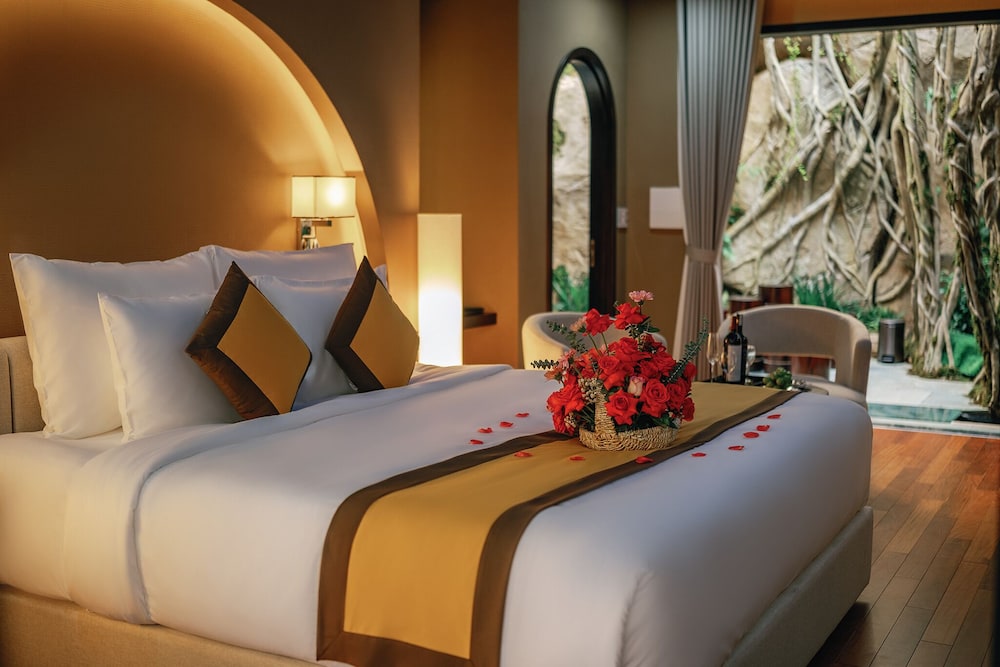 Lamori Resort & Spa