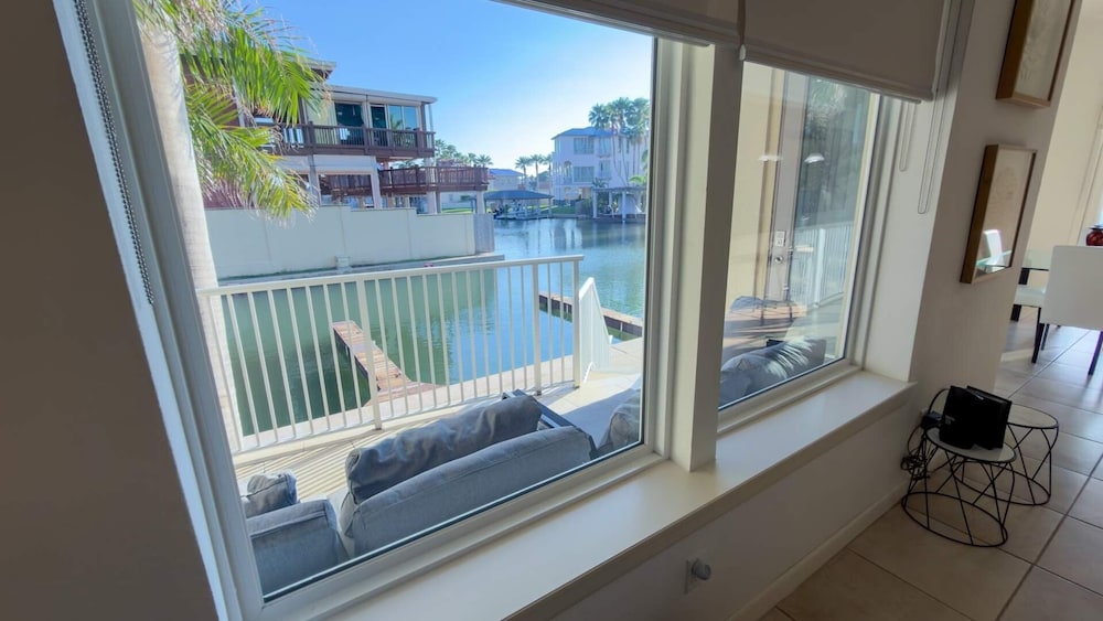 Channel Views Private Boat Slip Pool & Patio 3 Bedroom Apts
