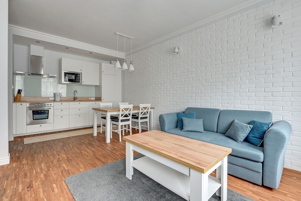 Grand Apartments