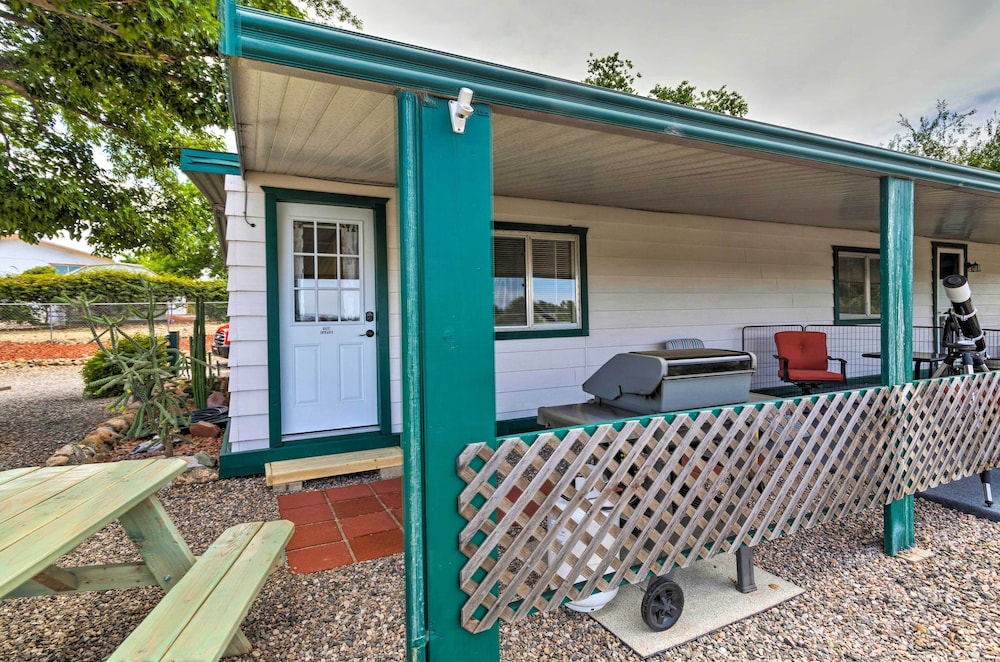 6 Mi to Old Town, Panoramic Views: Cottonwood Gem! view 4
