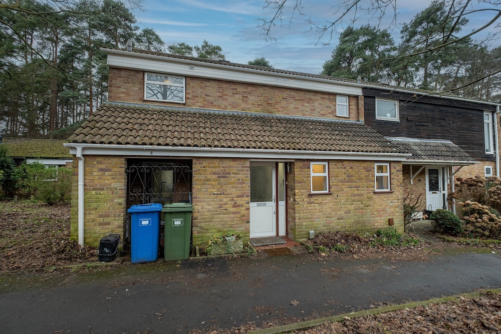 Spacious 4-Bedroom 2-Bath Home in Bywood