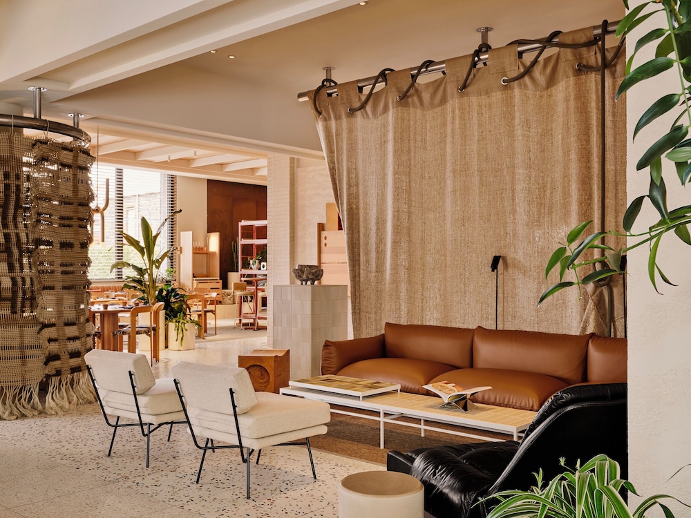 The StandardX, Melbourne 9