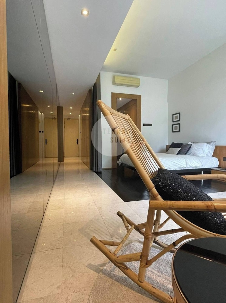 1BR Urban Escape at Damansara Heights