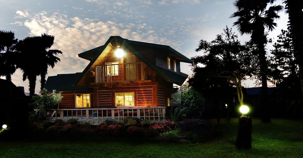 Jeju Log Pension