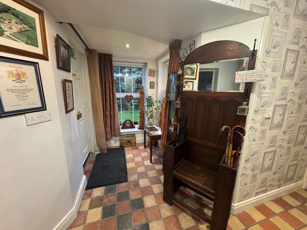 The Old Post Office Lodge and Retreat