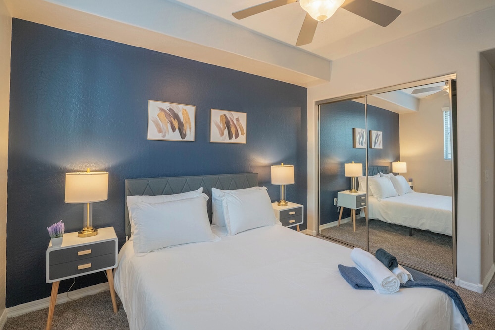 ROVE LIVING/KL - The Fredrick Tempe
