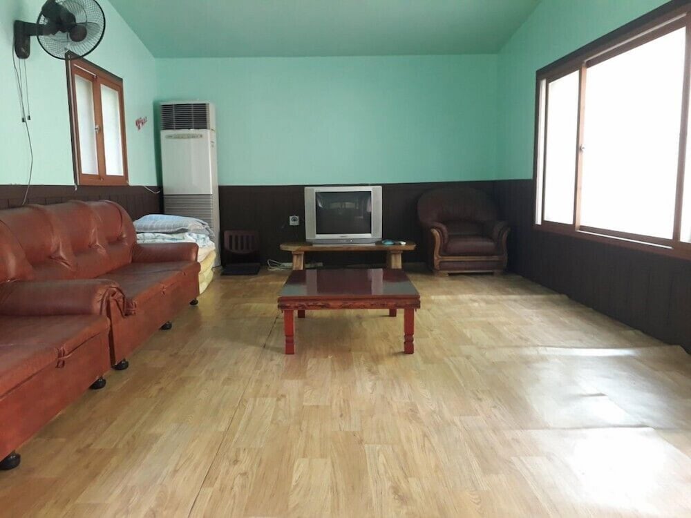 Photo 41