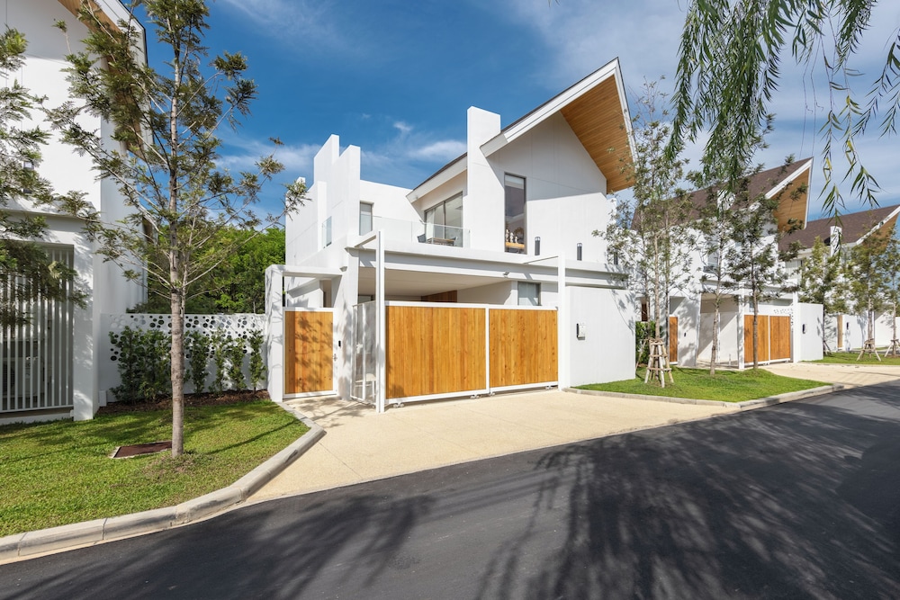 Luxury 3BR Villa Wallaya with Private Pool