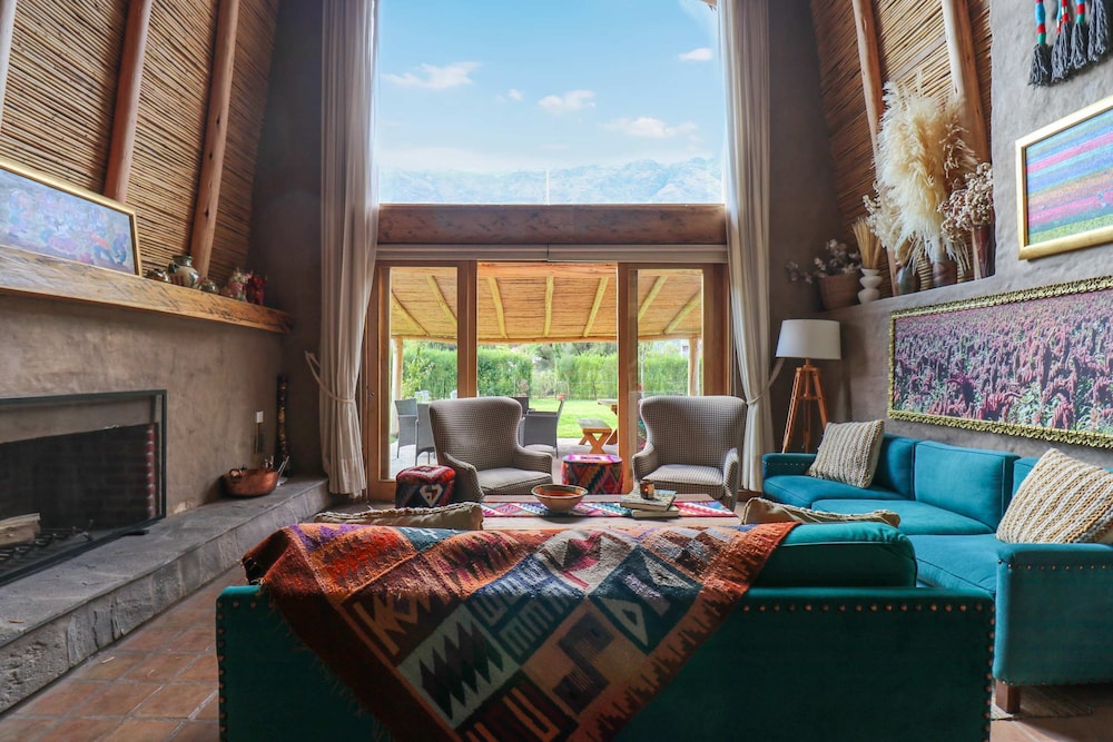 w Fabulous 3BR House in Villa Sagrado