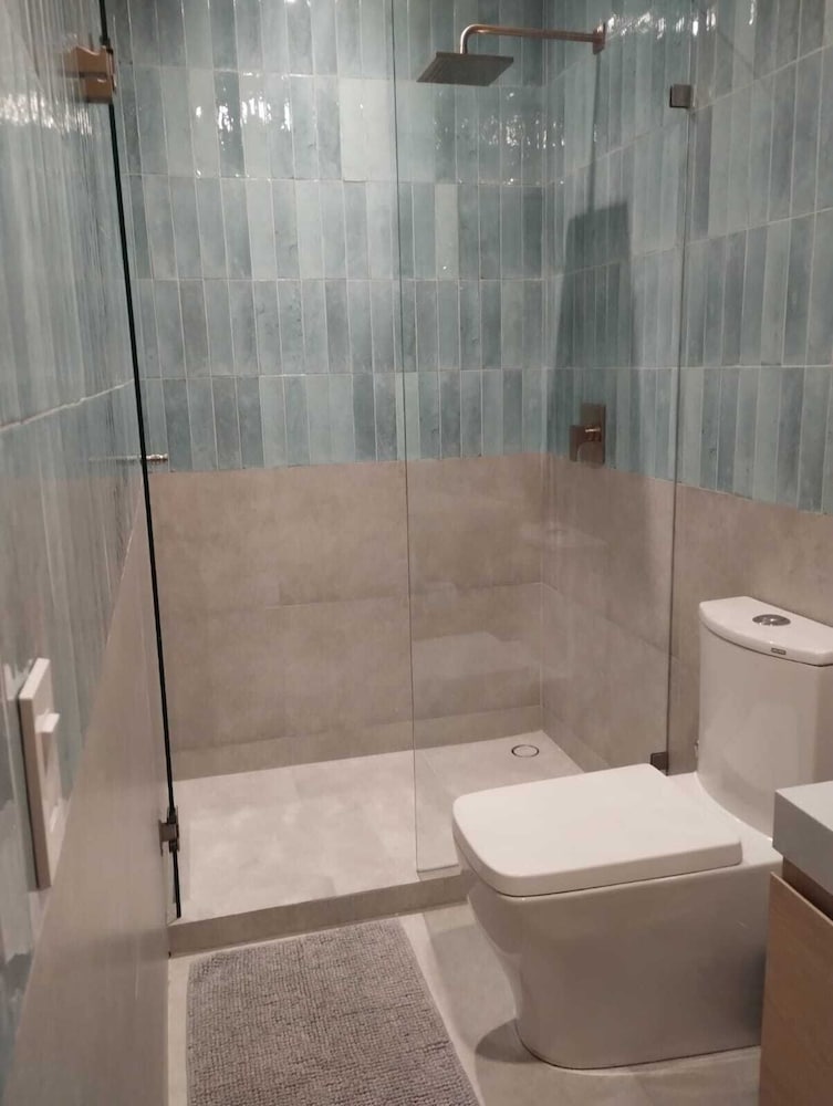 Bright & sweet unit in middle Polanco