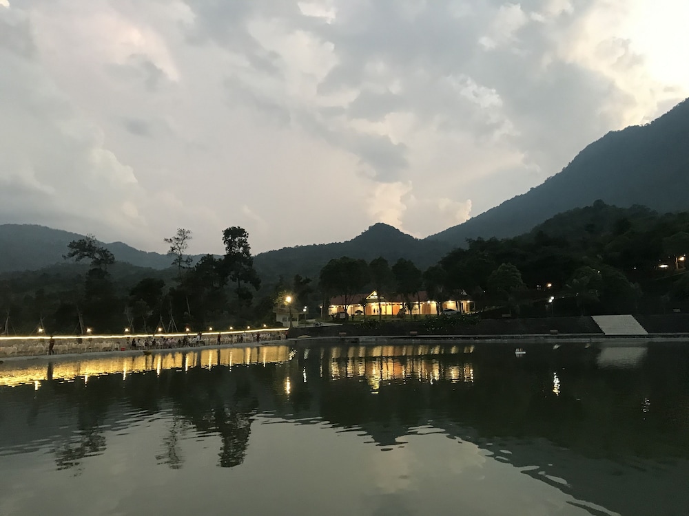 Paragon Resort