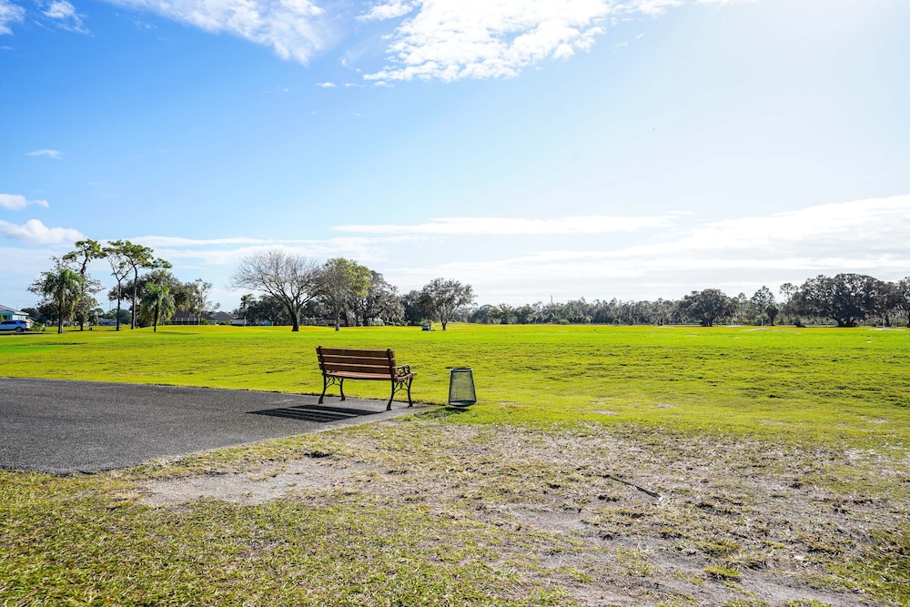 Sebring Vacations - Sebring Retreat w/ Direct Golf Course Access! - Property Image 6