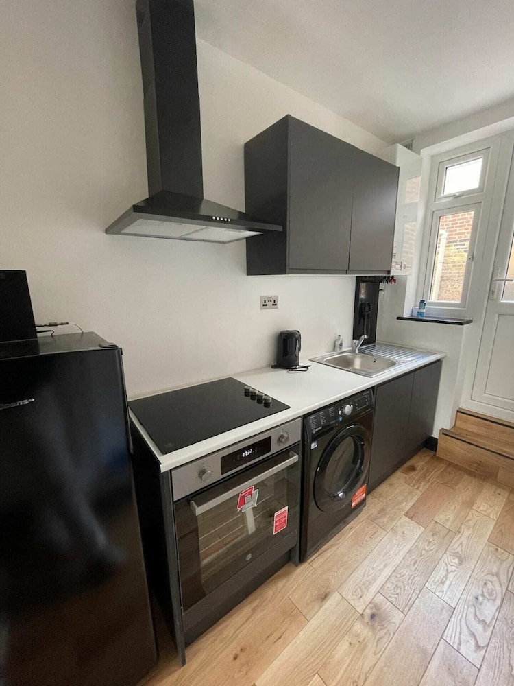 Compact Studio Flat - 12 Minutes From Shoreditch