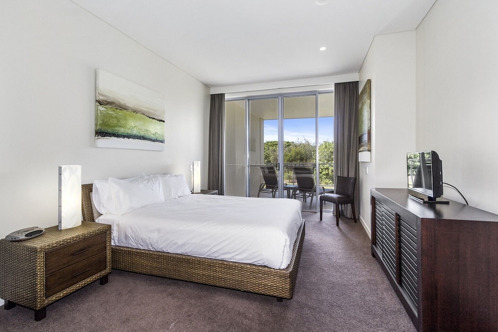Luxury Apartments on Bells Boulevard