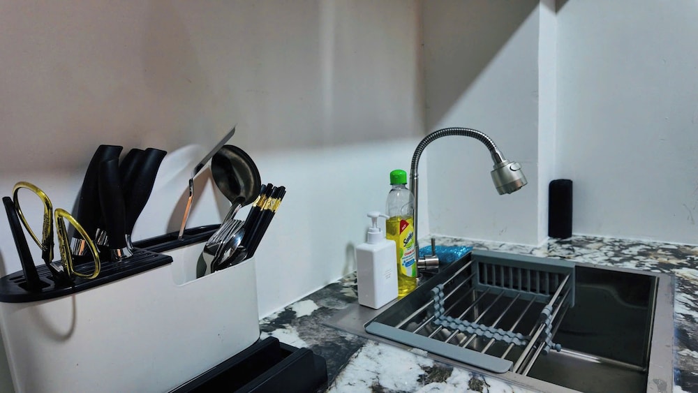 1 BR Nguyen Hue Walking St Bitexco