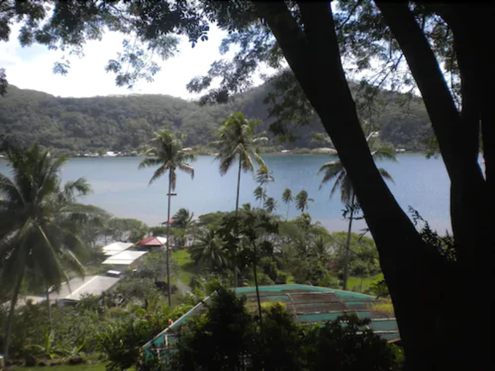 Fare Oviri Lodge