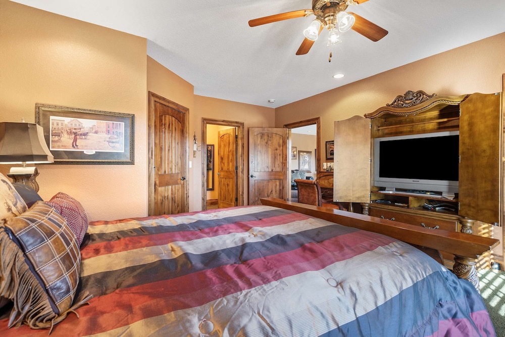 The Bunkhouse at Rock Canyon