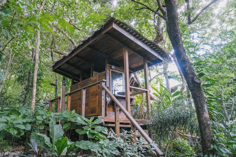 Tierra Encantada