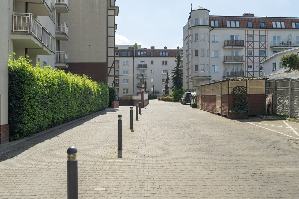 Apartment for Families by Renters view 2