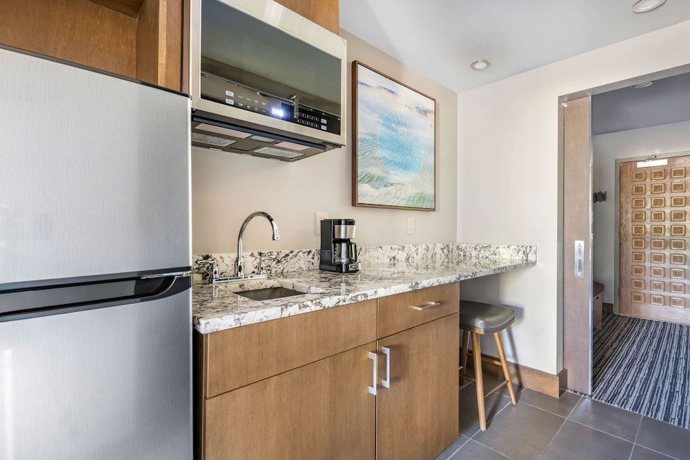 San Francisco Vacations - Hilton Vacation Club Tahoe Seasons Lake Tahoe - Property Image 36
