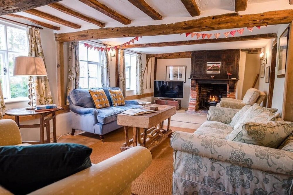 Lavender Cottage Middleton Air Manage Suffolk view 3