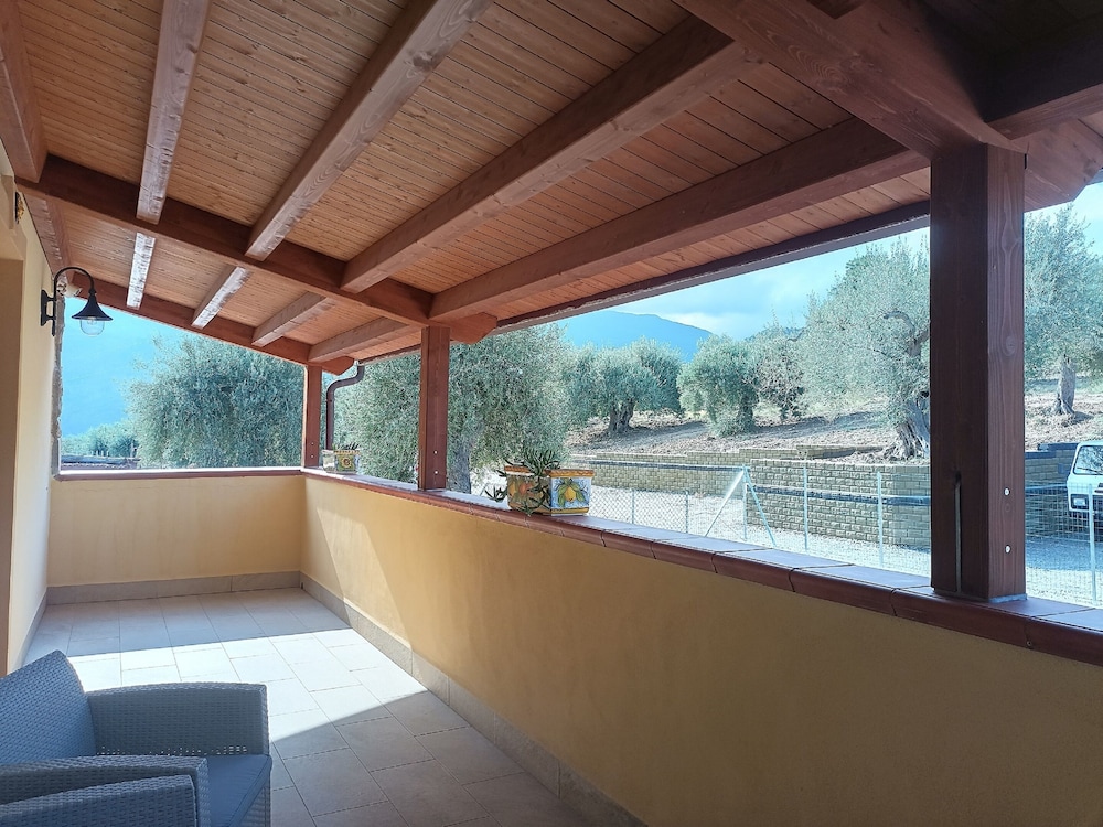 agriturismo le campanelle view 2