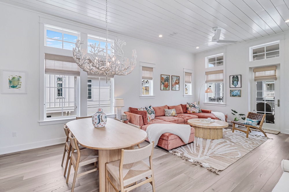 Beach Grace 204 TAI