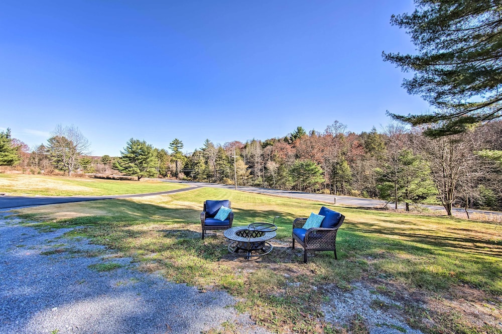 Lovely Moshannon Ground Apartment w/ Fire Pit