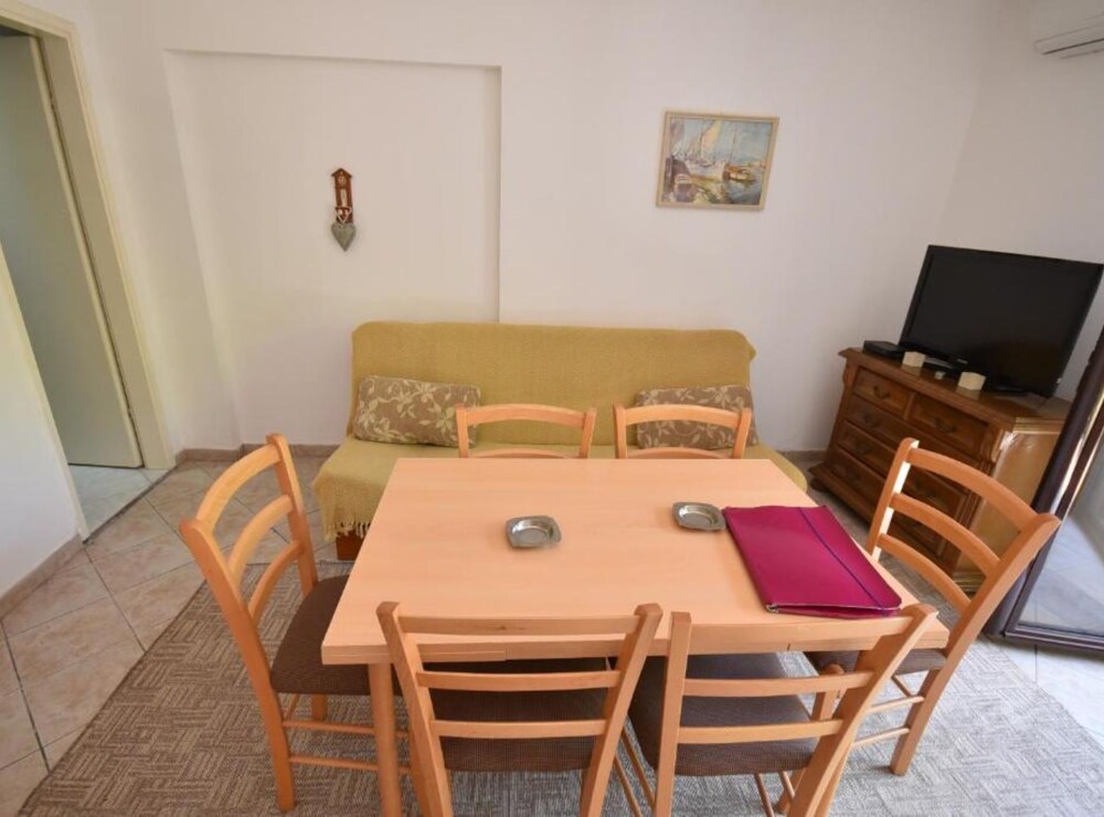 Cozy Igalo Retreat Ideal for Families