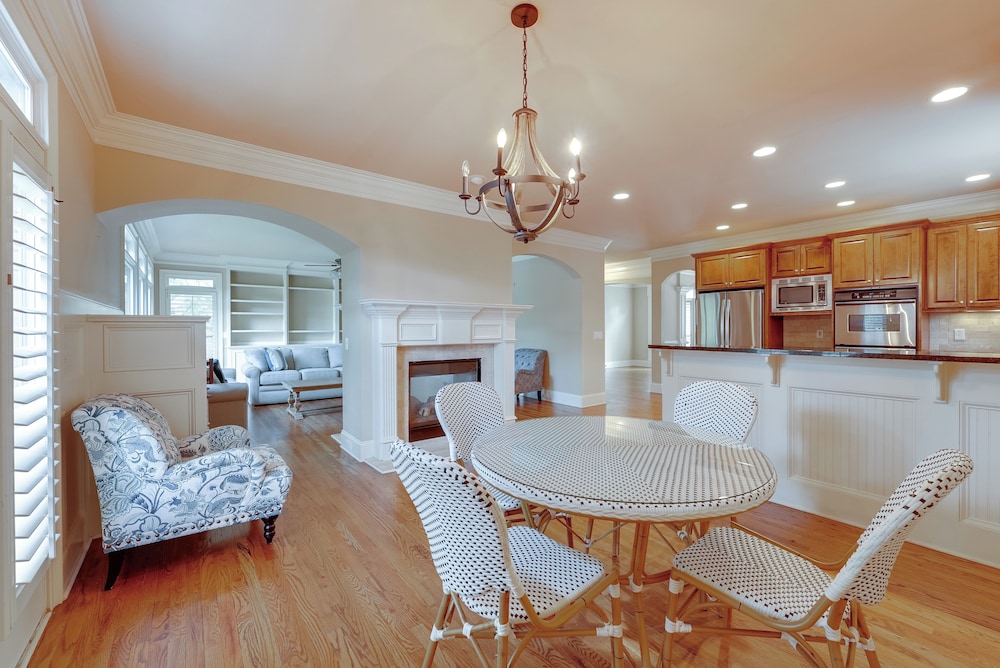 Pets Welcome! Spacious ATL Area Retreat w/ Deck
