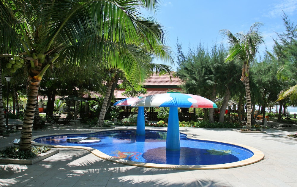 Dat Lanh Resort