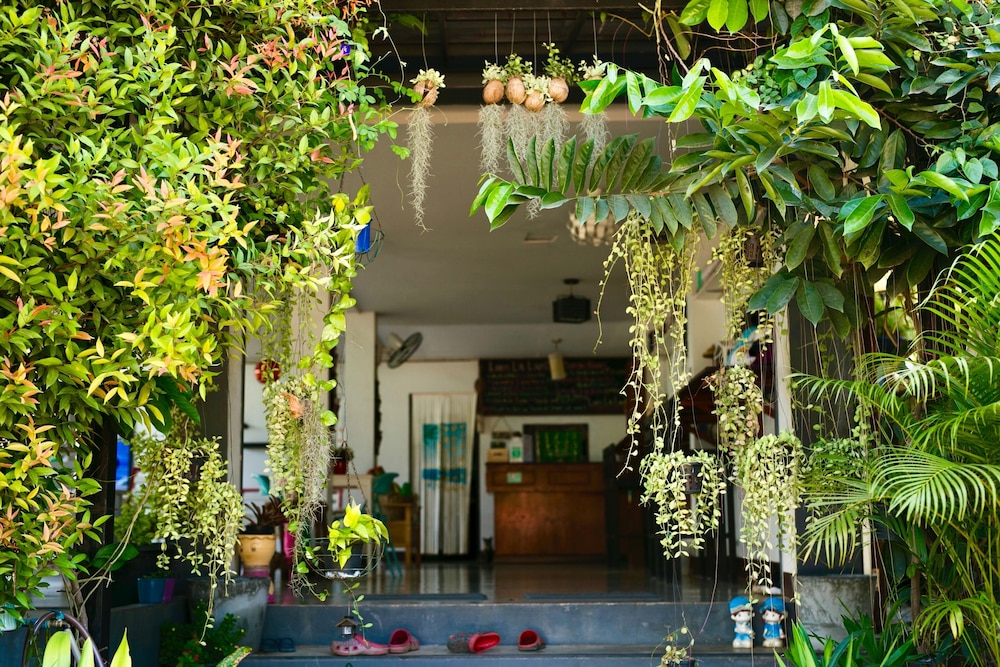 Lom La Lanta Hotel