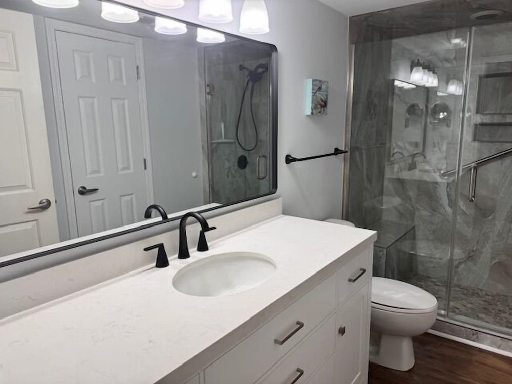 Sunrise Pointe 11F